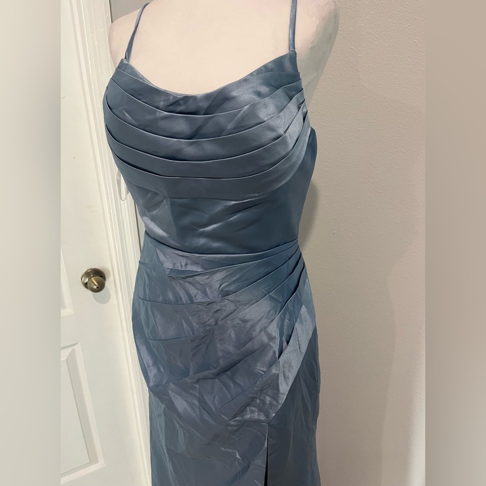 Elegant Dusty Blue Glam slit satin gown sz 6 - Picture 5 of 8